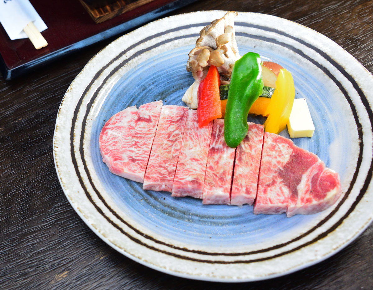 activity-tour-japan-2023-08-21-content-beef